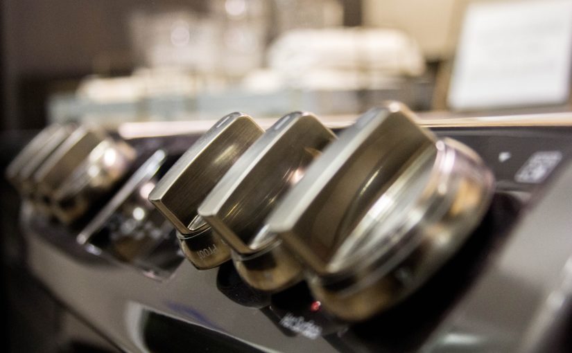 Co jednak poczynić kiedy lodówka przestanie działać, a z pralki rozpoczyna płynąć woda?